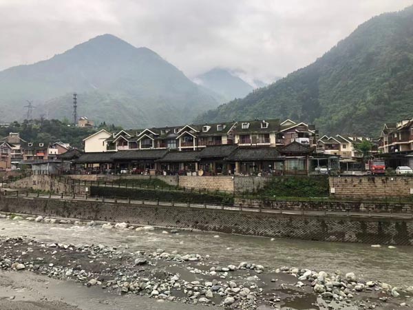 光明新區(qū)律師說法：贈(zèng)與公證與繼承公證哪個(gè)效力更強(qiáng)？